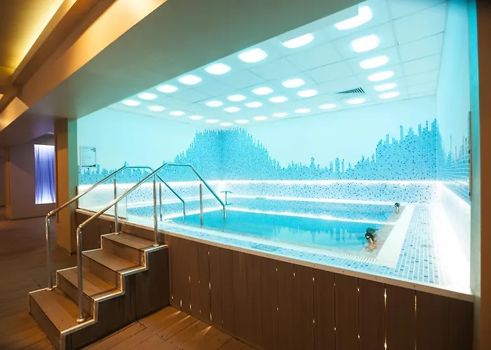 Rin Grand 布加勒斯特