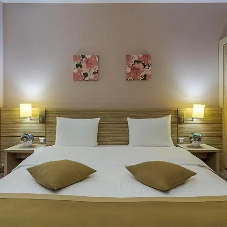 Hotel Rin Grand