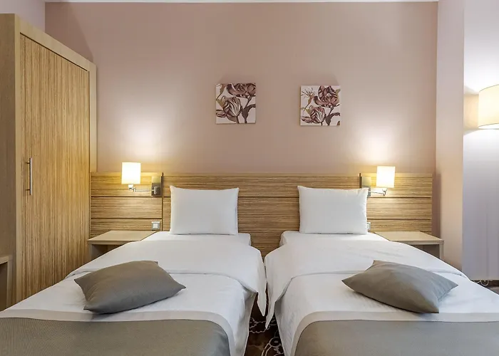 Rin Grand Hotel 4*