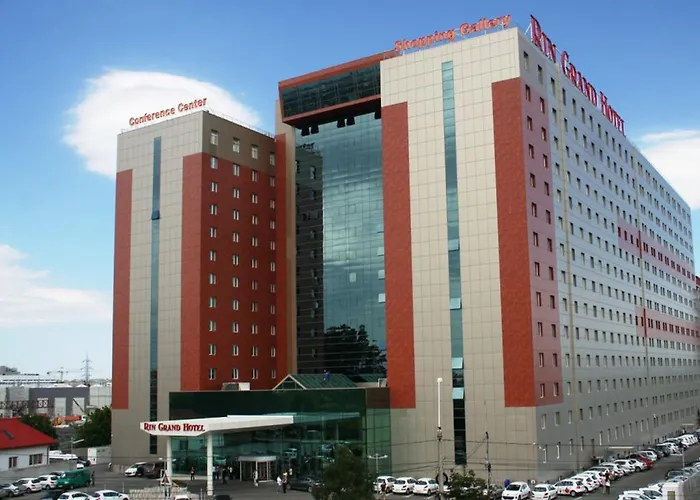 Hotel Rin Grand Bukareszt