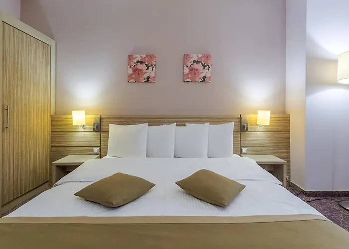 Otel Rin Grand Bükreş