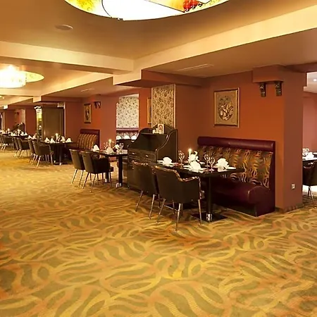 Hotell Rin Grand Bukarest
