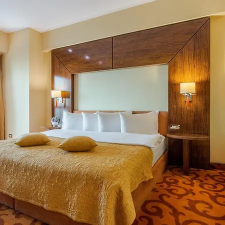 Rin Grand Bucarest