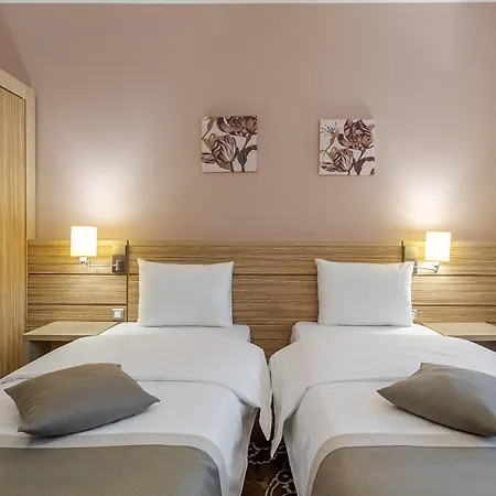Rin Grand Hotel 4*