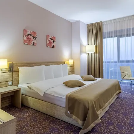 Rin Grand Bucarest